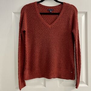 American Eagle Outfitters Red V-Neck Long Sleeve Sweater XS